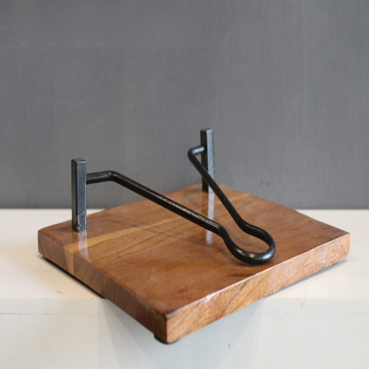 JISCOVERY Wooden Tissue Holder - Black