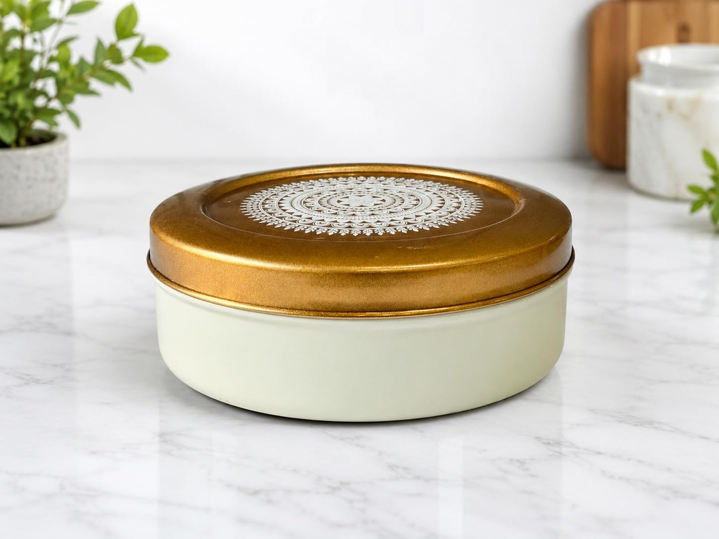 JISCOVERY Stainless Steel Airtight 7 Compartments Spice Box With Solid Lid & 1 Spoon Beige Colour